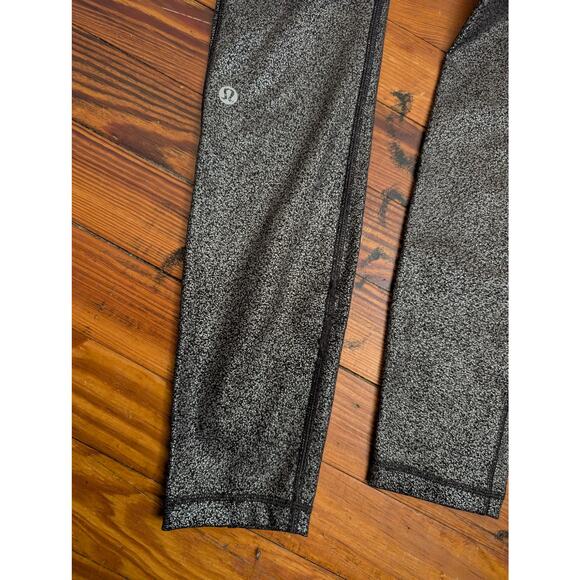 Lululemon Speed Up Tight Foil Color Womens Size 2 Leggings - Picture 7 of 7